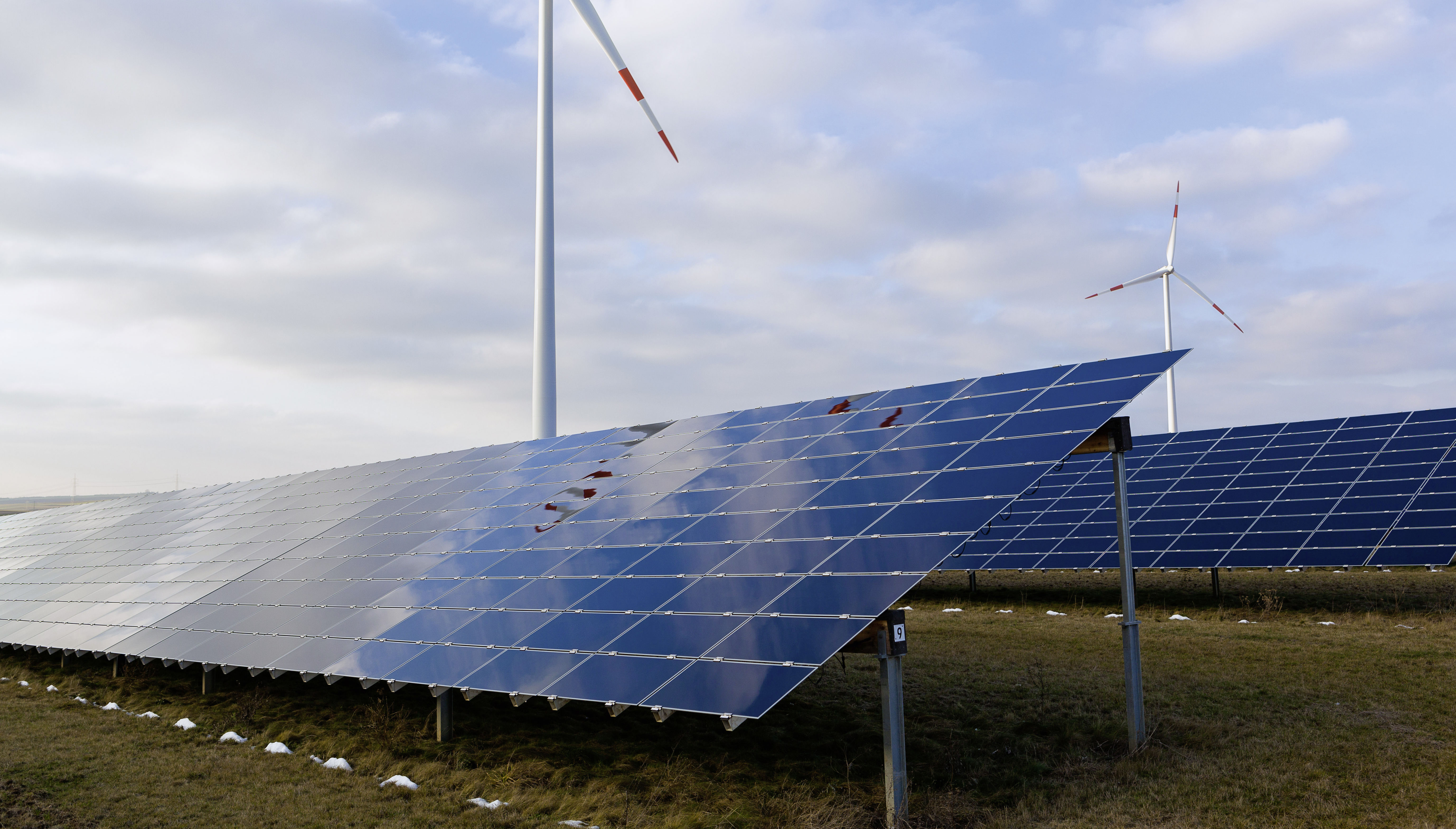 500 Gigawatt Fotovoltaik auf der Erde